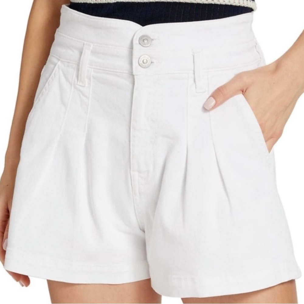 Veronica Beard 26 High-rise Wide Leg Jaylen Short in White Pleated Buttons
